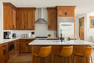 89192 US-26 in Government Camp, OR - Building Photo - Building Photo