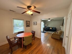 1411 E 53rd St in Savannah, GA - Foto de edificio - Building Photo