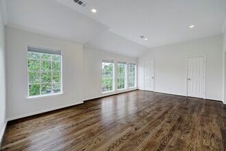 3715 Graustark St in Houston, TX - Building Photo - Building Photo