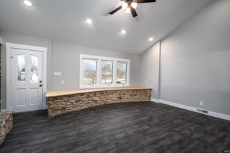 1700 E Moffett Ln in Bloomington, IN - Building Photo - Building Photo