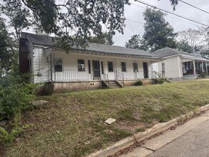 325 W Central Ave in Griffin, GA - Building Photo - Building Photo