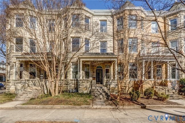 property at 1620 Grove Ave