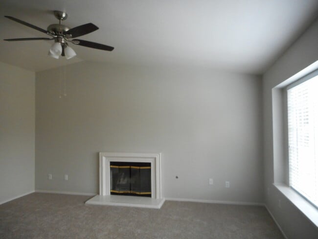 property at 2211 W Sweet Ct