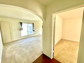 1609 Santa Clara Ave in Alameda, CA - Building Photo - Building Photo