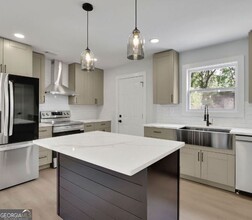1435 Richland Rd SW in Atlanta, GA - Building Photo - Building Photo