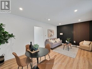 20 Hill St in Hamilton, ON - Building Photo - Building Photo