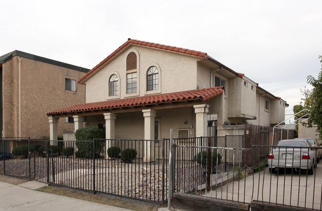4138 Marlborough Ave in San Diego, CA - Foto de edificio