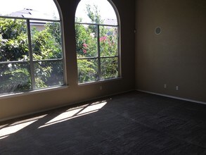 24406 Grape Creek Ln in San Antonio, TX - Building Photo - Building Photo