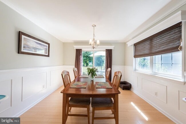 19 Patriot Ct in Marcus Hook, PA - Building Photo - Building Photo