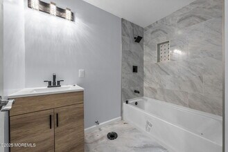 3 Park Pl in Helmetta, NJ - Building Photo - Building Photo