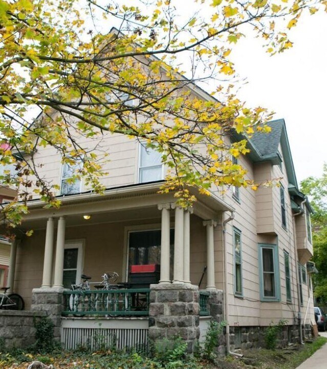 506 Catherine St in Ann Arbor, MI - Building Photo