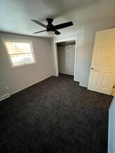 3616 Pennsylvania Ave, Unit B in Weirton, WV - Foto de edificio - Building Photo