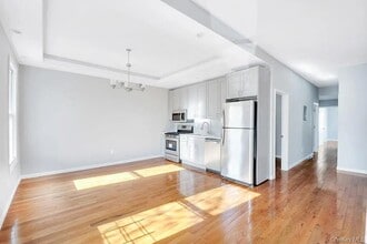 51 Van Siclen Ave in Brooklyn, NY - Building Photo - Building Photo