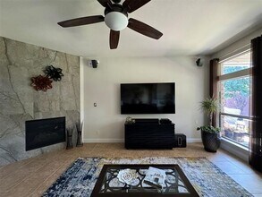 303 Dorset Ct in Roanoke, TX - Building Photo - Building Photo