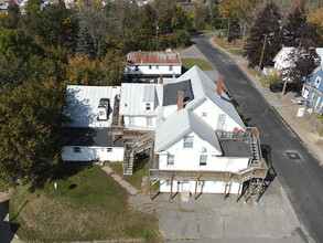 14 Cedar St in Skowhegan, ME - Building Photo - Building Photo