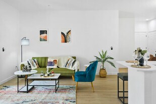 9450 W Cabela Dr in Glendale, AZ - Building Photo