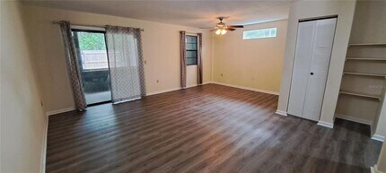 2164 SW 70th Terrace in Gainesville, FL - Building Photo - Building Photo