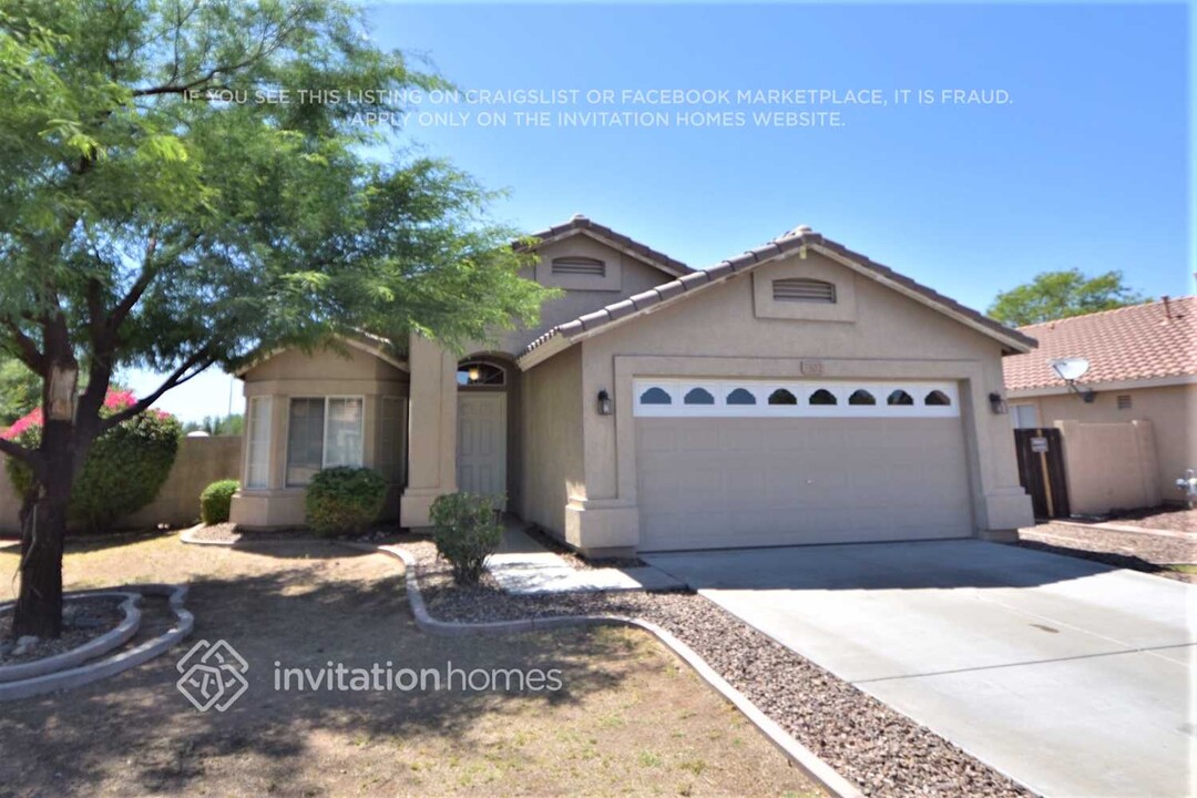 7302 N 76th Dr in Glendale, AZ - Building Photo