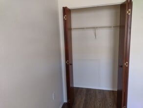 7420 Pond Cir, Unit 7420 in Spring Hill, FL - Foto de edificio - Building Photo
