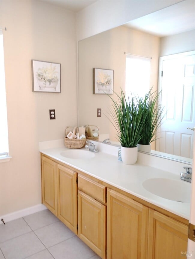 property at 1122 Mitchell Ln