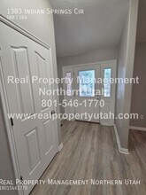 1383 Indian Springs Dr in Layton, UT - Building Photo - Building Photo