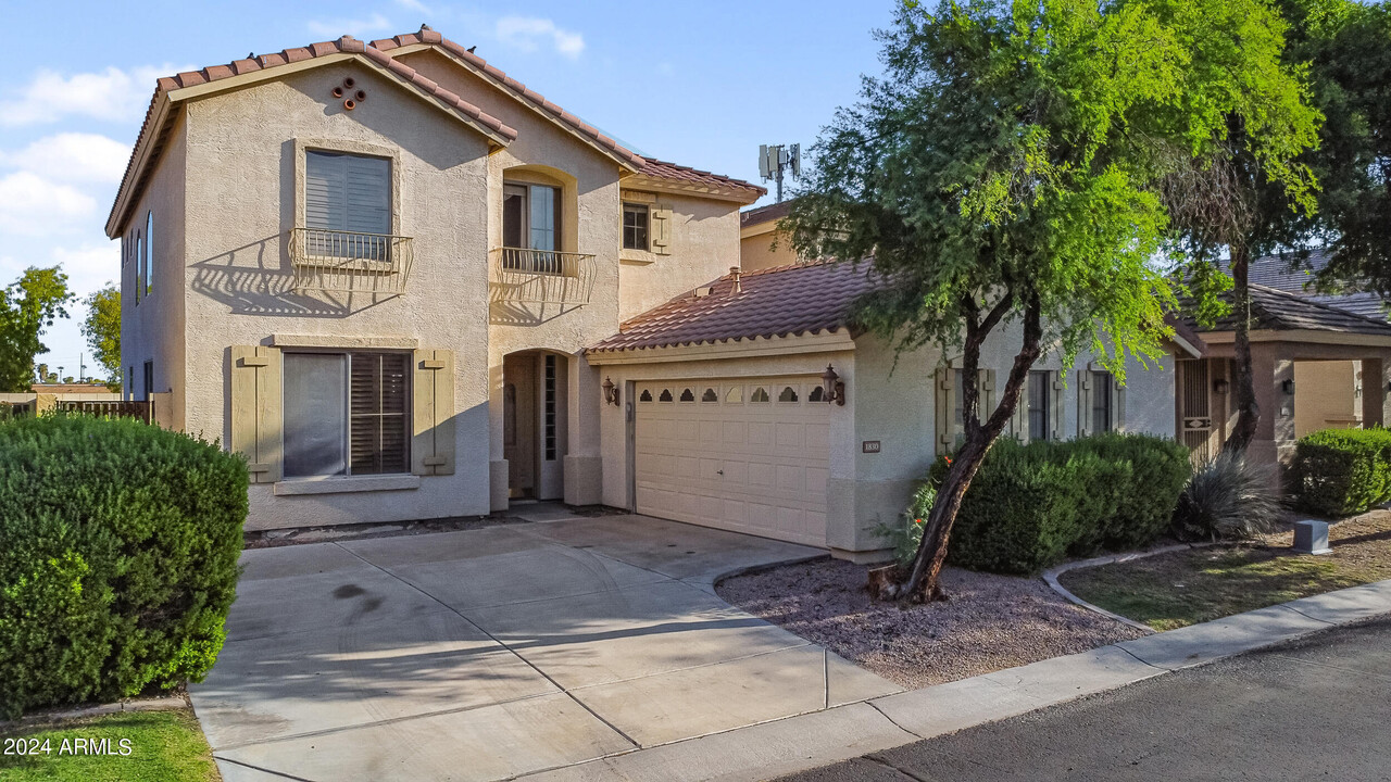 1830 W Orchid Ln in Chandler, AZ - Building Photo