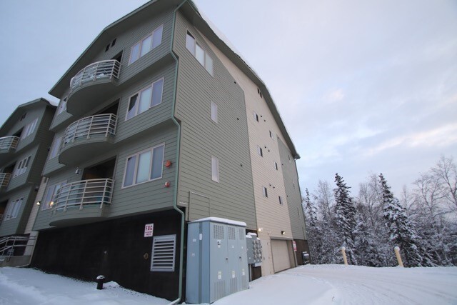 1126 E 16th Ave in Anchorage, AK - Building Photo - Building Photo