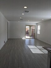 2250 E Kelly Dr in Gilbert, AZ - Building Photo - Building Photo