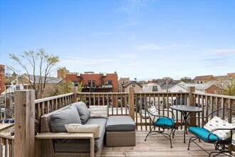 1503 W Cortez St, Unit 3 in Chicago, IL - Foto de edificio - Building Photo