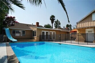 7860 Lasaine Ave in Los Angeles, CA - Building Photo - Building Photo