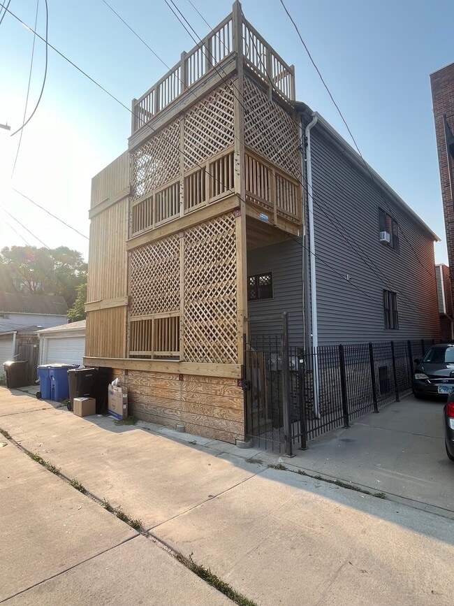 2643 W Armitage Ave, Unit #2