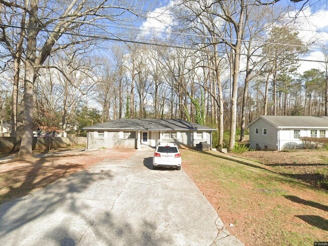 665 Barnes Dr in Mableton, GA - Building Photo - Building Photo