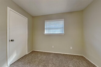 19 Morning Forest Ct in Spring, TX - Building Photo - Building Photo