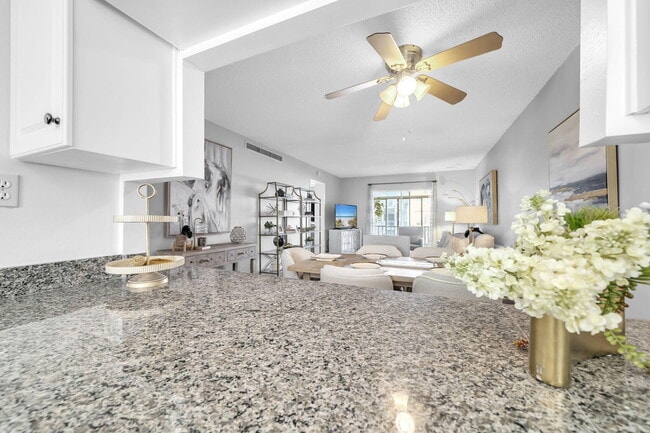 3857 Indian Trail in Destin, FL - Building Photo - Building Photo