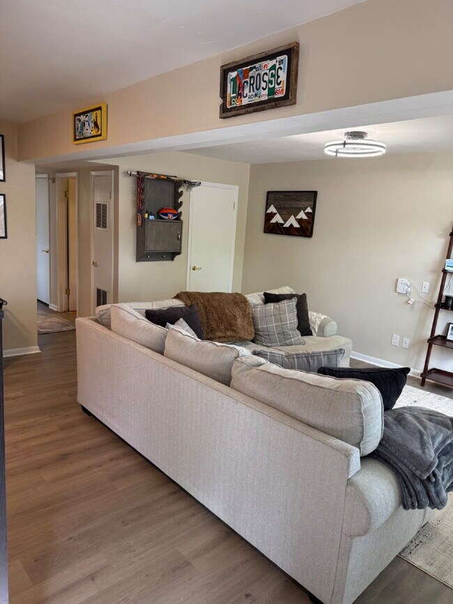 6995 W Mexico Dr in Denver, CO - Building Photo - Building Photo