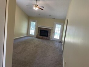 933 Washington Cove Way in Indianapolis, IN - Building Photo - Building Photo