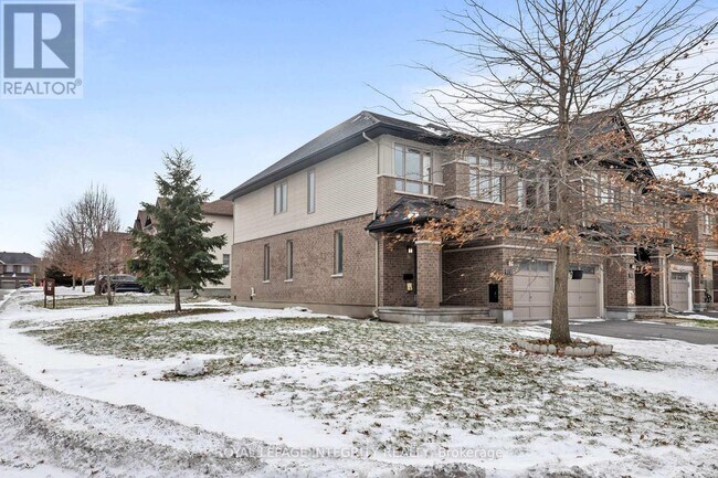 919 Fletcher Cir in Ottawa, ON - Building Photo - Building Photo