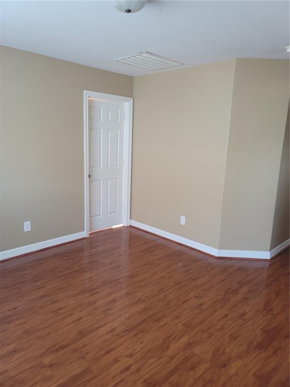 property at 9022 Creeks Gate Ct