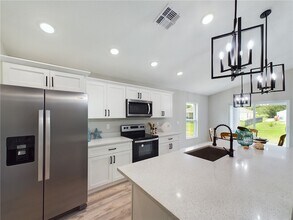 9410 101st Ct in Vero Beach, FL - Building Photo - Building Photo