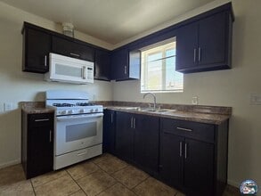 942 E St in Brawley, CA - Building Photo - Building Photo