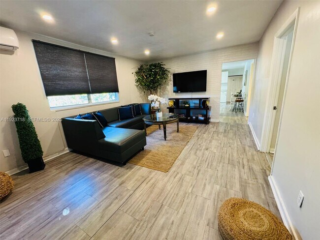 property at 2205 Roosevelt St