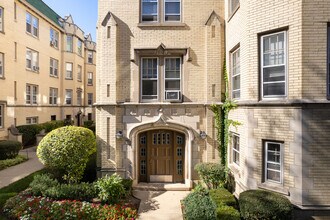 Michigan Court in Evanston, IL - Foto de edificio - Building Photo