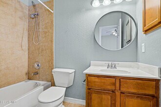 3150 N Yarbrough Dr in El Paso, TX - Foto de edificio - Building Photo