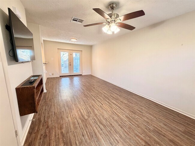 9517 Clanton St in Houston, TX - Building Photo - Building Photo