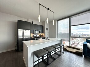 1000 S Clark St in Chicago, IL - Building Photo - Building Photo