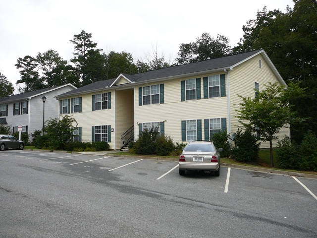 600 Stonehaven Cir in Cartersville, GA - Building Photo - Building Photo