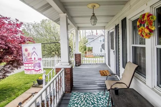 163 Oak Spring Rd in Canonsburg, PA - Building Photo - Building Photo