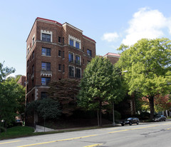 The Ponce De Leon Cooperative Apartamentos