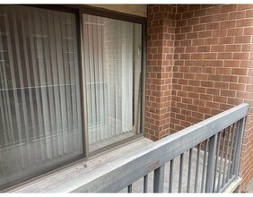 1265 Beacon St, Unit 303 in Brookline, MA - Building Photo - Building Photo