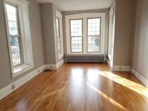 301 S Broad St in Lititz, PA - Building Photo - Building Photo